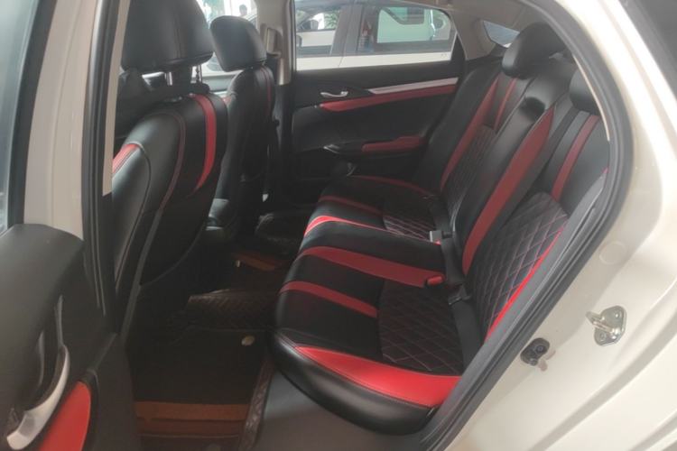 Used Honda Civic 2019 220TURBO CVT Dynamic Edition China VI Emission Standard Left Rear Seat