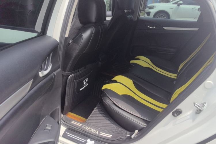 Used Honda Civic 2019 220TURBO CVT Dynamic Edition China VI Emission Standard Left Rear Seat