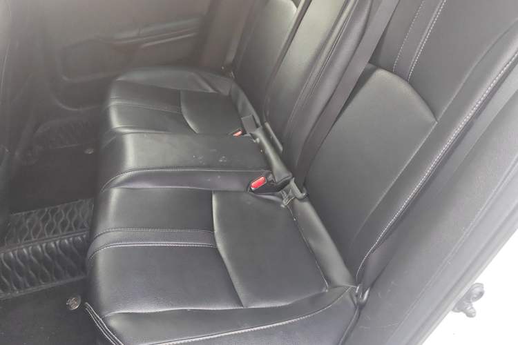 Used Honda Civic 2019 220TURBO CVT Dynamic Edition China VI Left Rear Seat