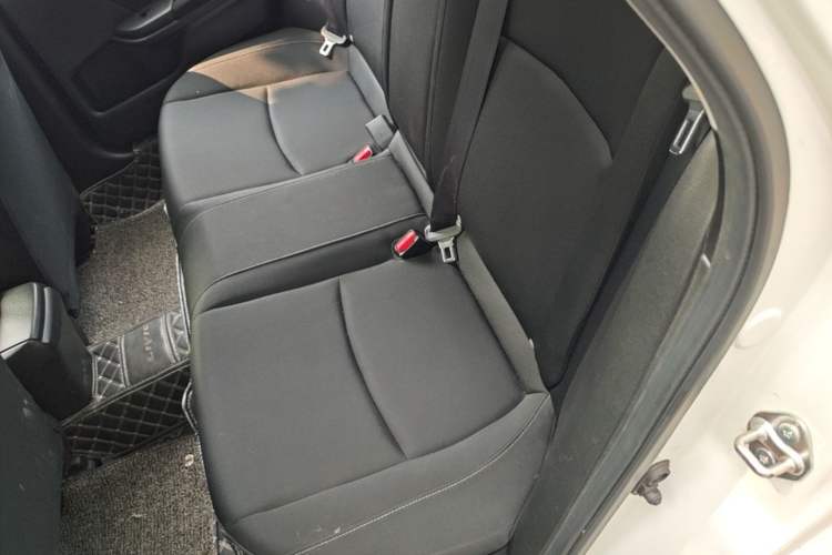 Used Honda Civic 2019 220TURBO CVT Dynamic Edition China VI Emission Standard Left Rear Seat