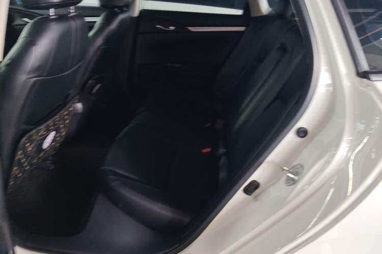 Used Honda Civic 2019 220TURBO CVT Dynamic Edition China VI Left Rear Seat