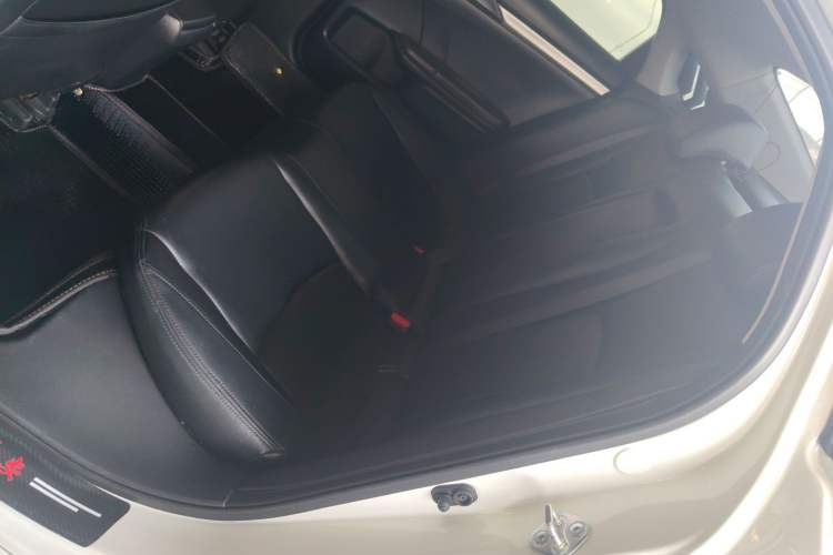 Used Honda Civic 2019 220TURBO CVT Dynamic Edition China VI Left Rear Seat