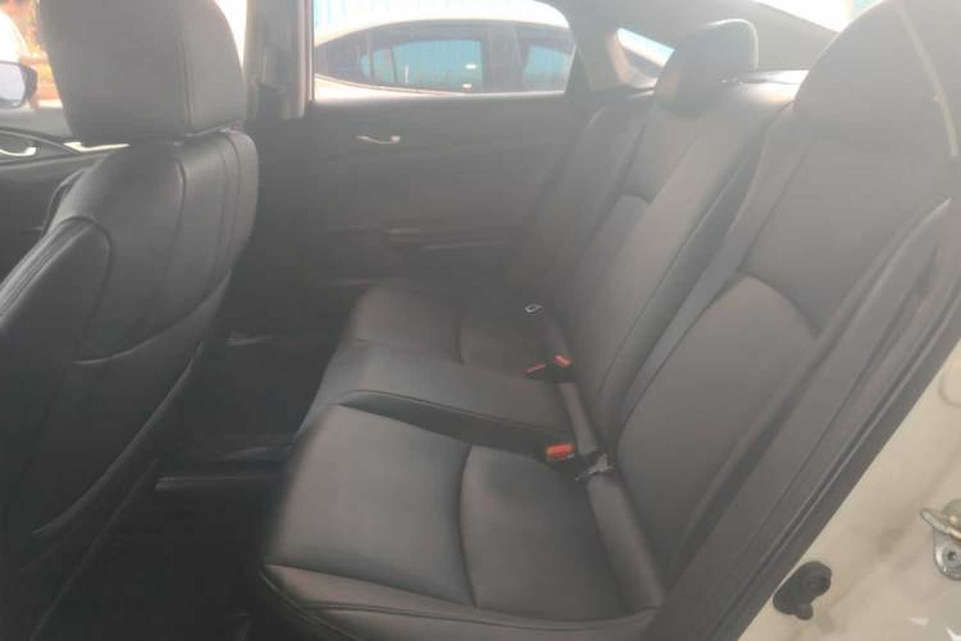 Used Honda Civic 2019 180TURBO CVT Shangdong Edition China V Left Rear Seat