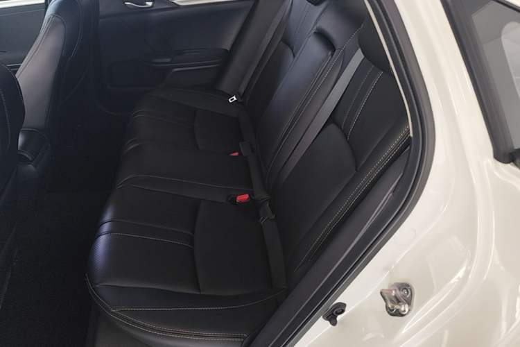 Used Honda Civic 2019 220TURBO CVT Dynamic Edition China VI Left Rear Seat