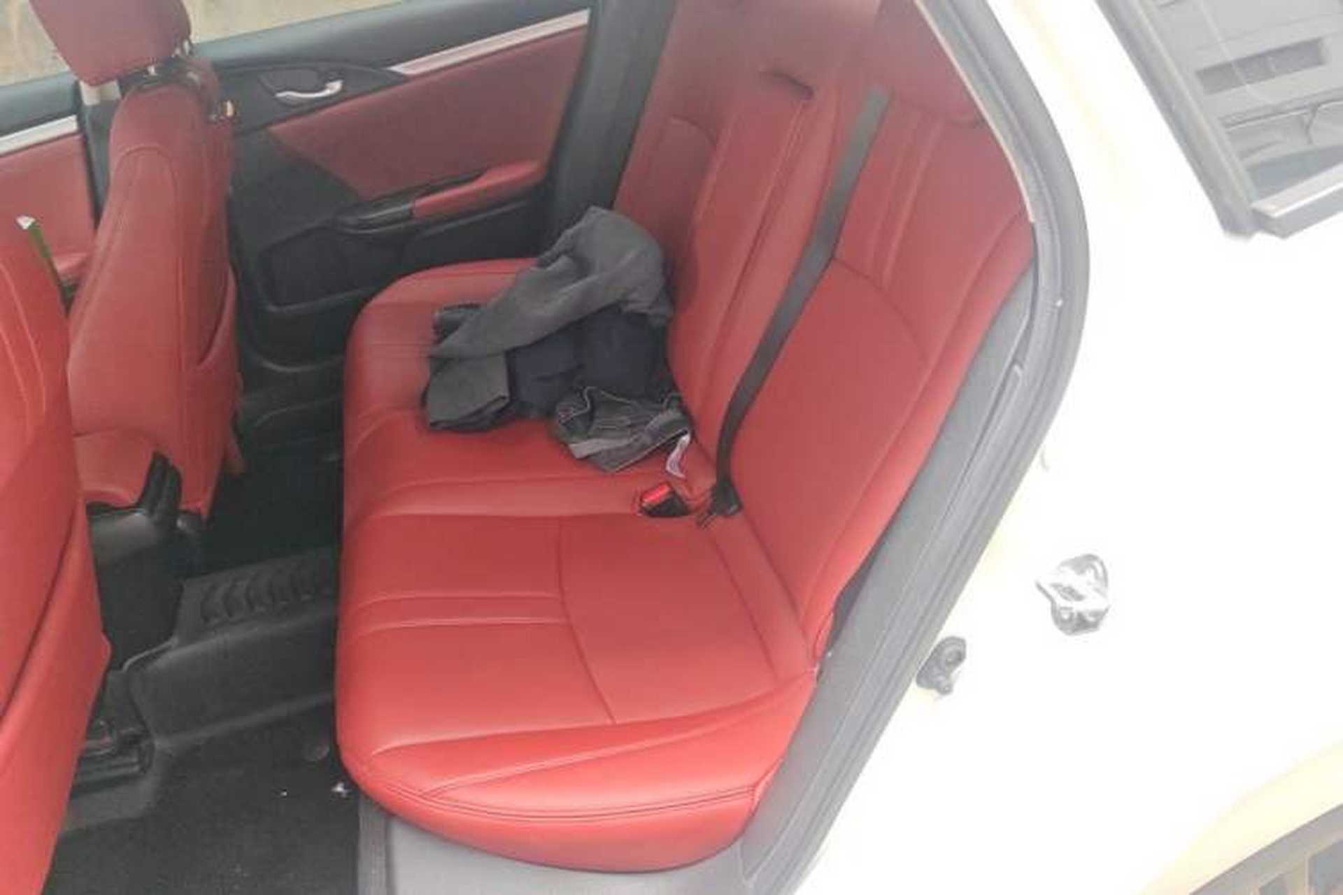 Used Honda Civic 2019 220TURBO CVT Dynamic Edition China VI Emission Standard Left Rear Seat