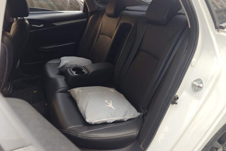 Used Honda Civic 2019 220TURBO CVT Dynamic Edition China VI Left Rear Seat