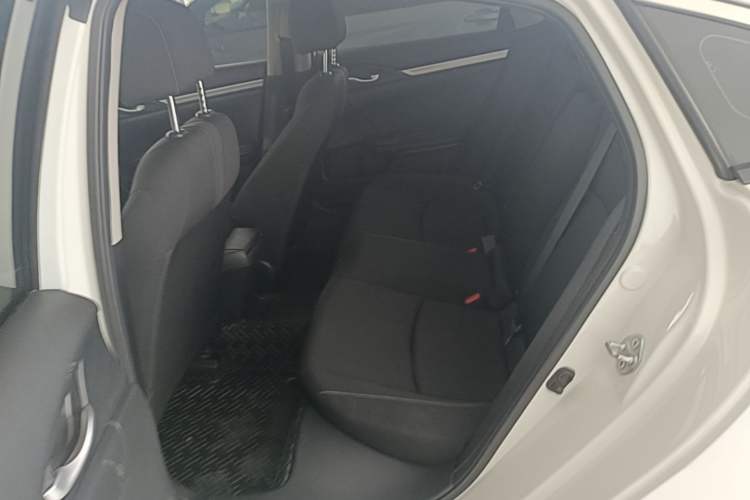 Used Honda Civic 2019 220TURBO CVT Dynamic Edition China VI Left Rear Seat