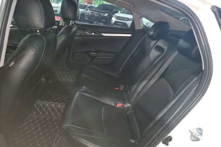 Used Honda Civic 2019 220TURBO CVT Dynamic Edition China VI Emission Standard Left Rear Seat