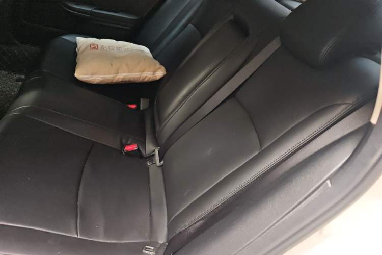 Used Honda Civic 2019 220TURBO CVT Dynamic Edition China VI Left Rear Seat