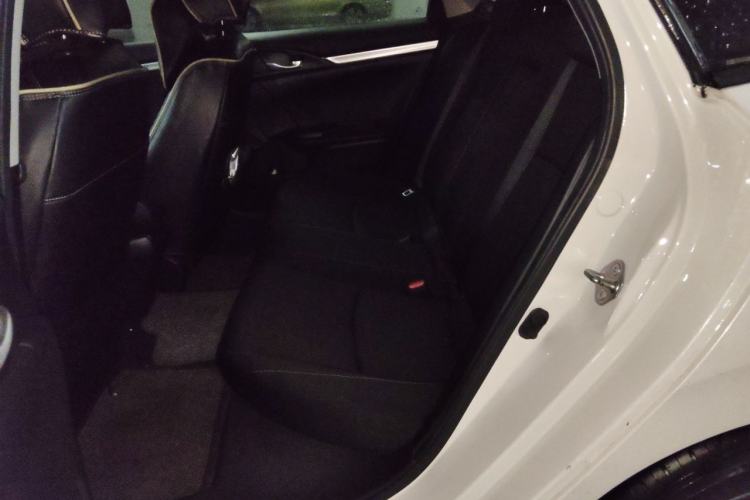 Used Honda Civic 2019 220TURBO CVT Dynamic Edition China VI Left Rear Seat