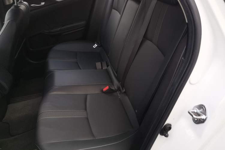 Used Honda Civic 2019 220TURBO CVT Power Edition China VI Emission Standard Left Rear Seat