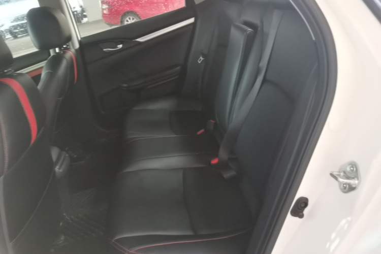 Used Honda Civic 2019 220TURBO CVT Dynamic Edition China VI Left Rear Seat