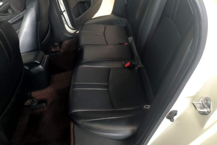 Used Honda Civic 2019 220TURBO CVT Dynamic Edition China VI Emission Standard Left Rear Seat