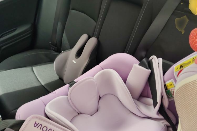 Used Honda Civic 2019 220TURBO CVT Dynamic Edition China VI Emission Standard Left Rear Seat