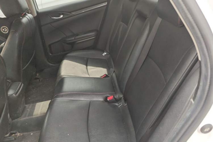 Used Honda Civic 2019 220TURBO CVT Dynamic Edition China VI Left Rear Seat