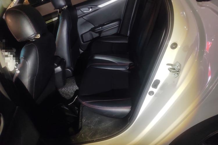 Used Honda Civic 2019 220TURBO CVT Dynamic Edition China VI Emission Standard Left Rear Seat
