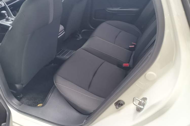 Used Honda Civic 2019 220TURBO CVT Dynamic Edition China VI Emission Standard Left Rear Seat