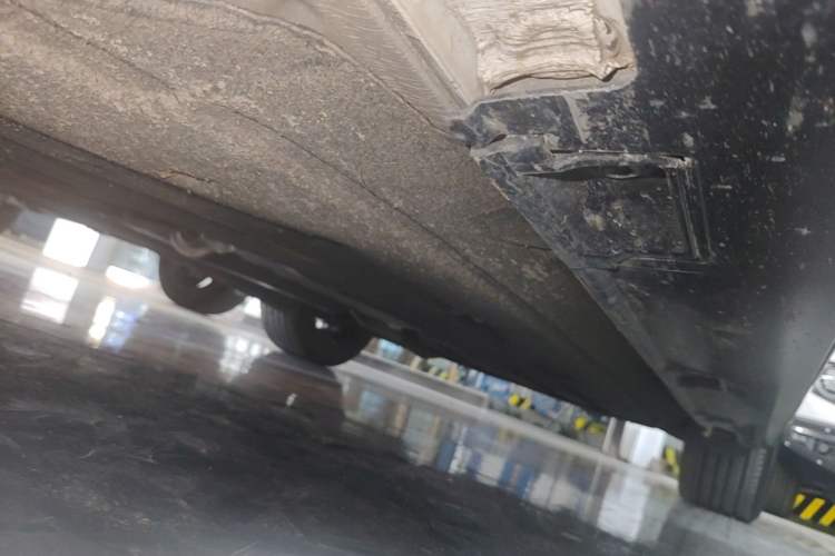 Used Honda Civic 2019 220TURBO CVT Dynamic Edition China V Emission Standard Left Side Sill