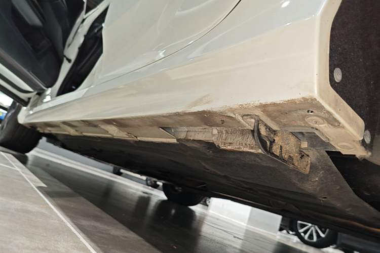 Used Honda Civic 2019 220TURBO CVT Power Edition China VI Emission Standard Left Side Sill