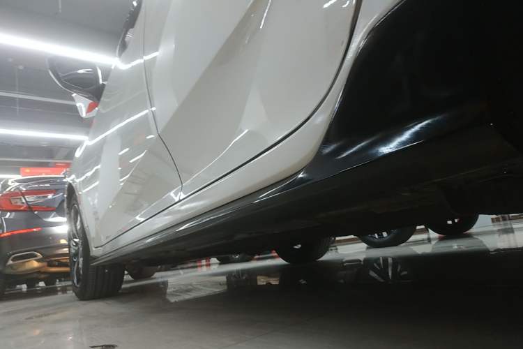 Used Honda Civic 2019 220TURBO CVT Dynamic Edition China VI Emission Standard Left Side Sill