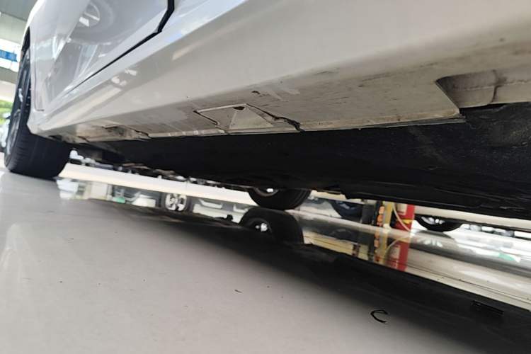 Used Honda Civic 2019 220TURBO CVT Dynamic Edition China VI Left Side Sill