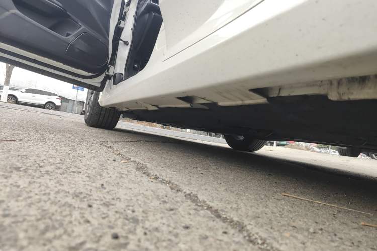 Used Honda Civic 2019 180TURBO CVT Shangdong Edition China VI Left Side Sill
