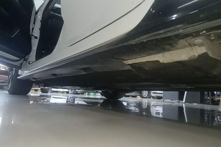 Used Honda Civic 2019 220TURBO CVT Dynamic Edition China VI Emission Standard Left Side Sill