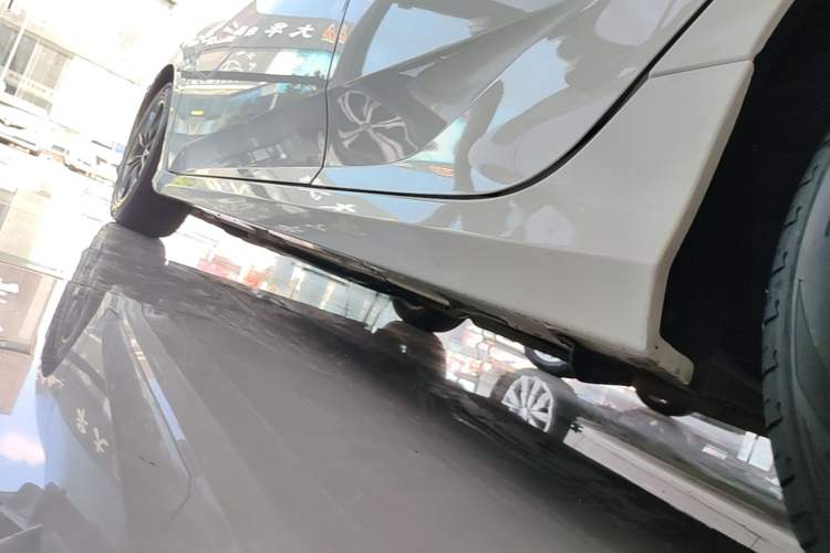 Used Honda Civic 2019 180TURBO CVT Shangdong Edition China V Left Side Sill