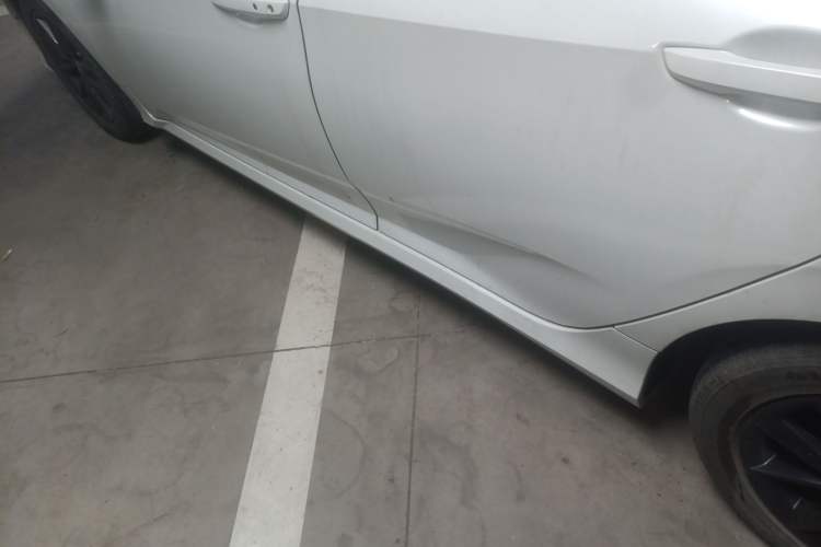 Used Honda Civic 2019 220TURBO CVT Dynamic Edition China VI Left Side Sill