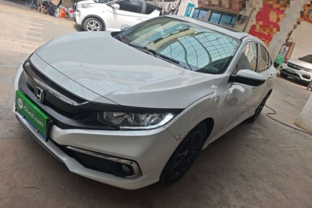 Honda Civic 2019 220TURBO CVT Dynamic Edition China VI usado