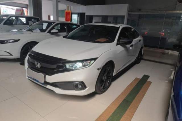 Ojetý Honda Civic 2019 220TURBO CVT Dynamic Edition China VI Emission Standard