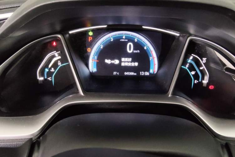 Used Honda Civic 2019 220TURBO CVT Power Edition China V Odometer Close Up