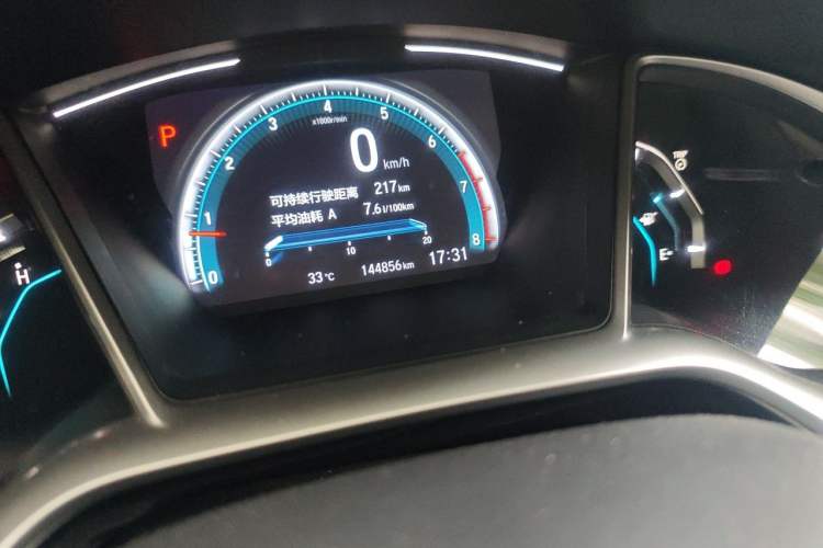 Used Honda Civic 2019 220TURBO CVT Dynamic Edition China VI Odometer Close Up