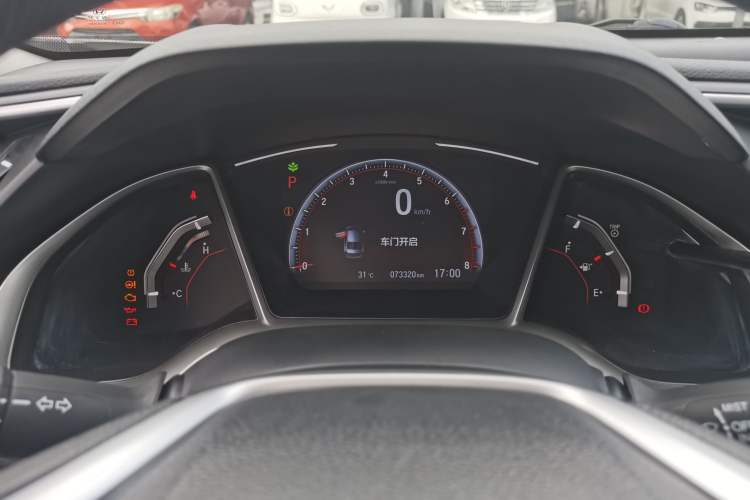 Used Honda Civic 2019 220TURBO CVT Dynamic Edition China VI Emission Standard Odometer Close Up
