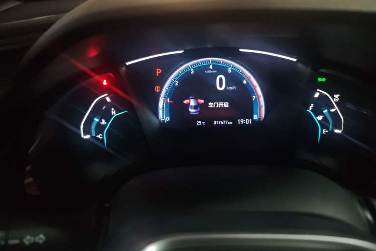 Used Honda Civic 2019 180TURBO CVT Shangdong Edition China VI Odometer Close Up