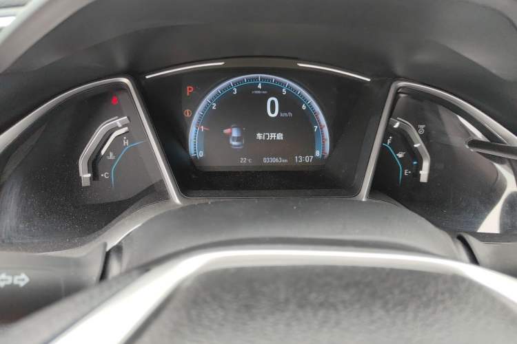 Used Honda Civic 2019 220TURBO CVT Dynamic Edition China V Odometer Close Up