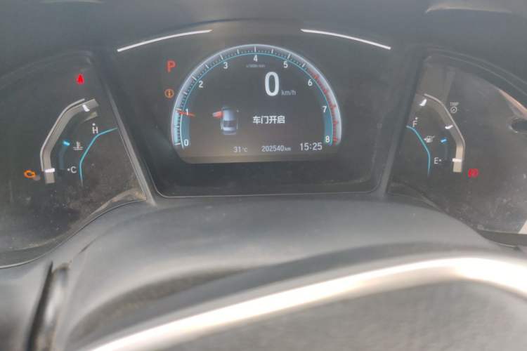 Used Honda Civic 2019 180TURBO CVT Shangdong Edition China V Odometer Close Up