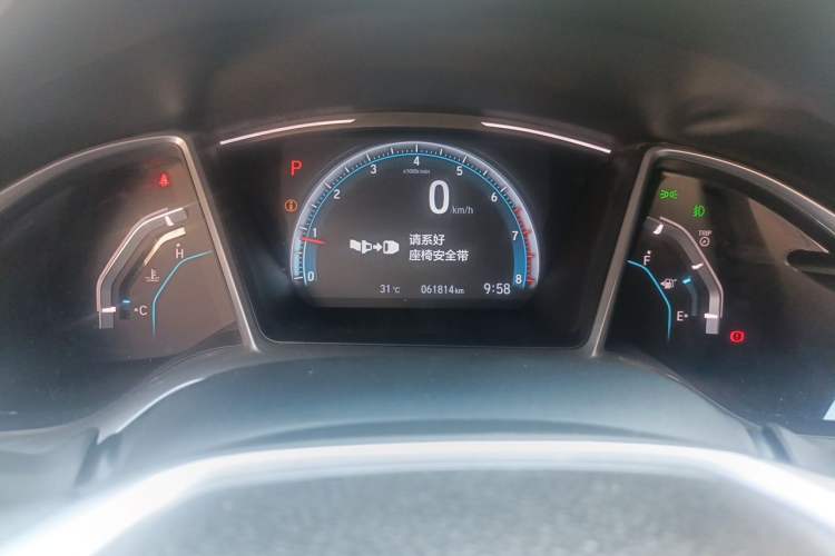Used Honda Civic 2019 220TURBO CVT Dynamic Edition China VI Odometer Close Up