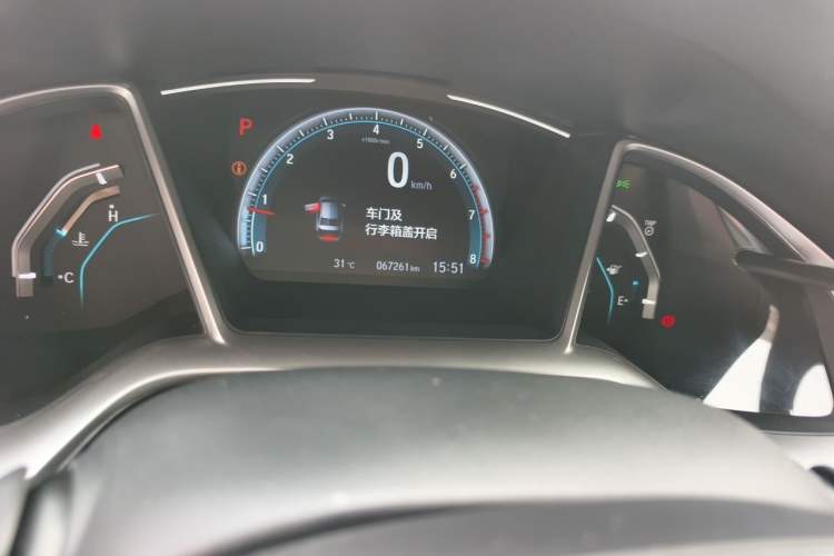 Used Honda Civic 2019 220TURBO CVT Dynamic Edition China VI Odometer Close Up