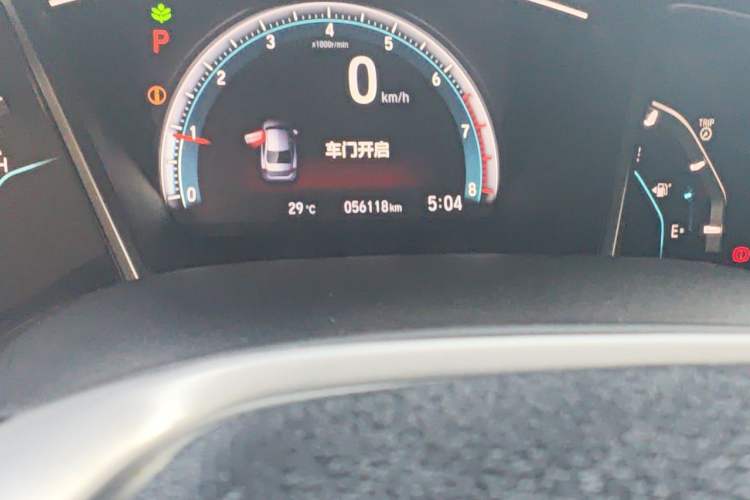 Used Honda Civic 2019 220TURBO CVT Dynamic Edition China V Odometer Close Up