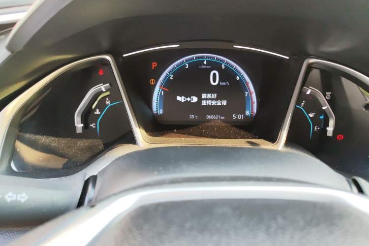 Used Honda Civic 2019 220TURBO CVT Dynamic Edition China VI Odometer Close Up
