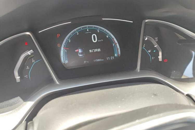 Used Honda Civic 2019 220TURBO CVT Dynamic Edition China VI Odometer Close Up
