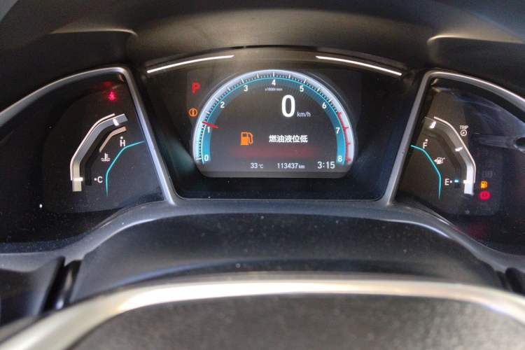 Used Honda Civic 2019 220TURBO CVT Dynamic Edition China VI Odometer Close Up