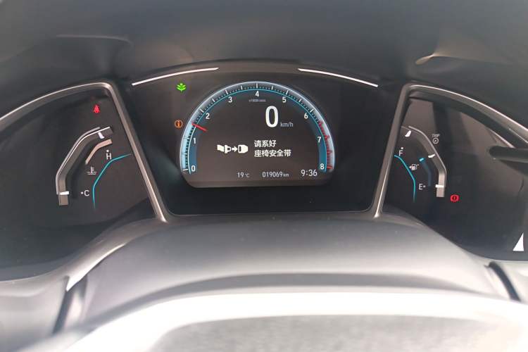 Used Honda Civic 2019 220TURBO Manual Jinkong Edition China VI Odometer Close Up