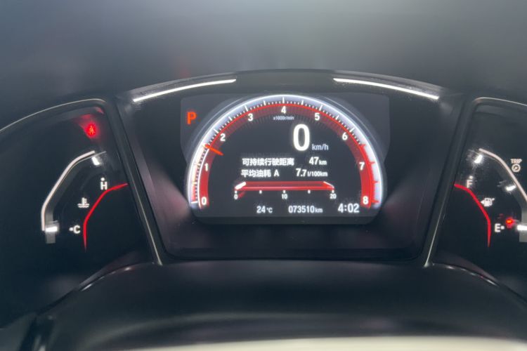 Used Honda Civic 2019 220TURBO CVT Dynamic Edition China V Emission Standard Odometer Close Up
