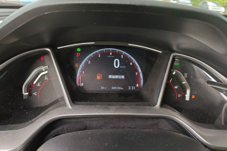 Used Honda Civic 2019 220TURBO CVT Dynamic Edition China VI Emission Standard Odometer Close Up