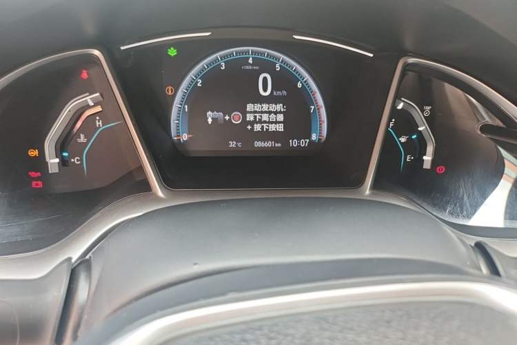 Used Honda Civic 2019 220TURBO Manual Jinkong Edition China VI Odometer Close Up