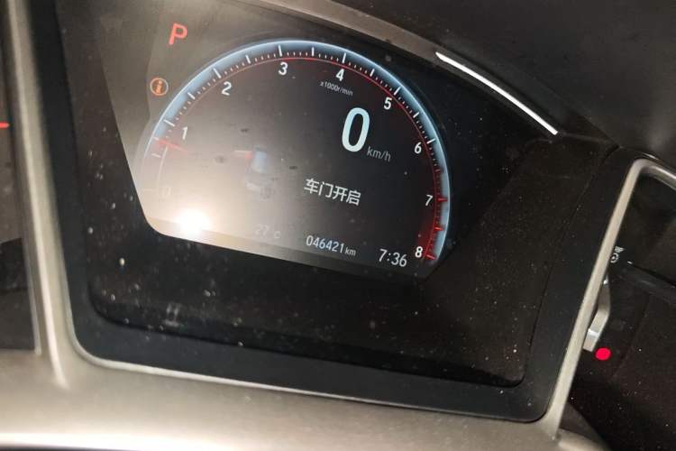 Used Honda Civic 2019 220TURBO CVT Dynamic Edition China VI Emission Standard Odometer Close Up