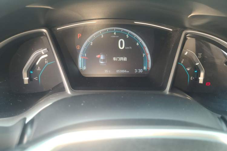 Used Honda Civic 2019 220TURBO CVT Dynamic Edition China VI Odometer Close Up