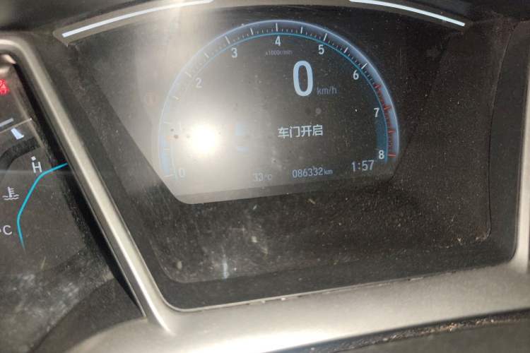 Used Honda Civic 2019 220TURBO Manual Jinkong Edition China VI Odometer Close Up